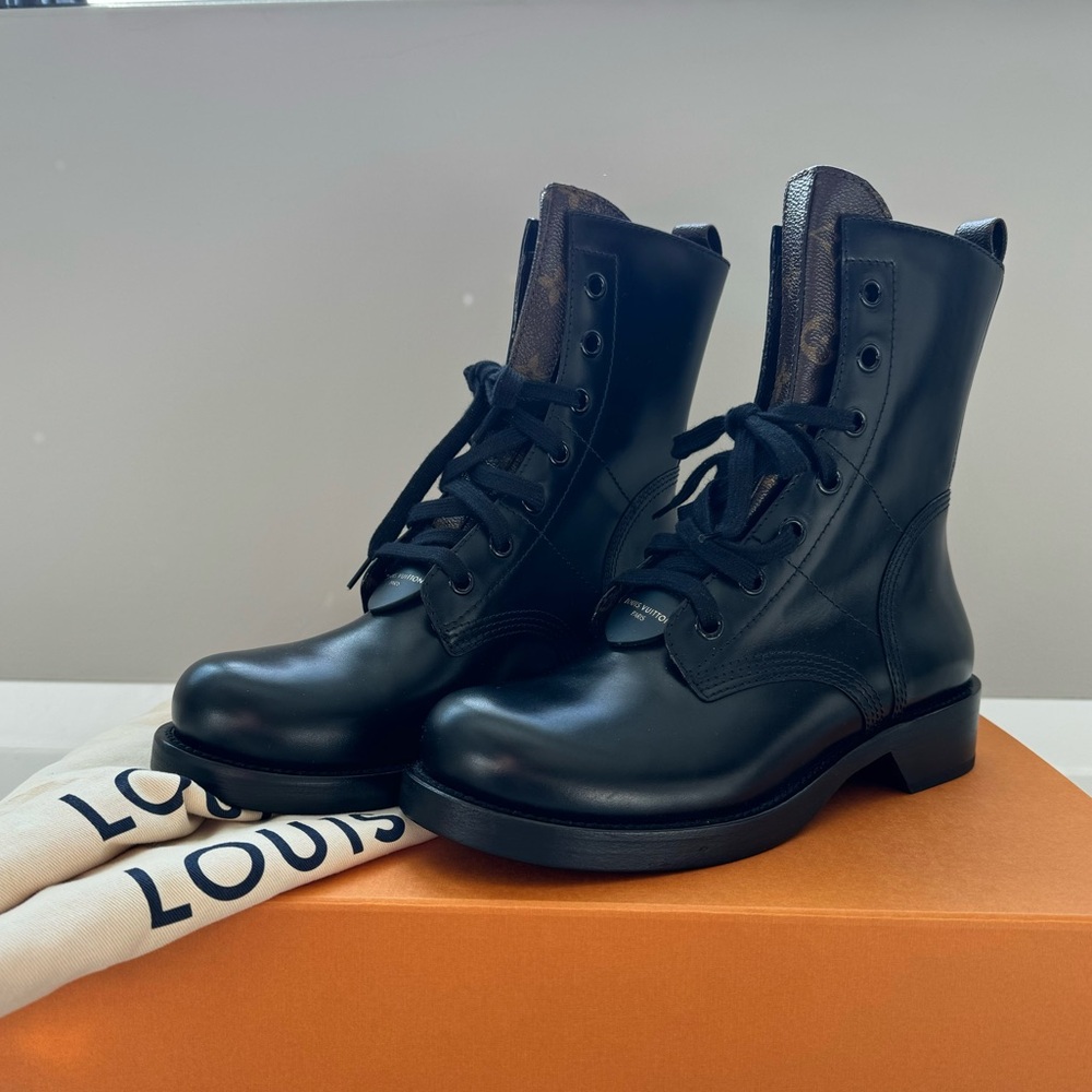 Louis Vuitton Metropolis Flat Ranger Boots Black With Logo Size 39.5
